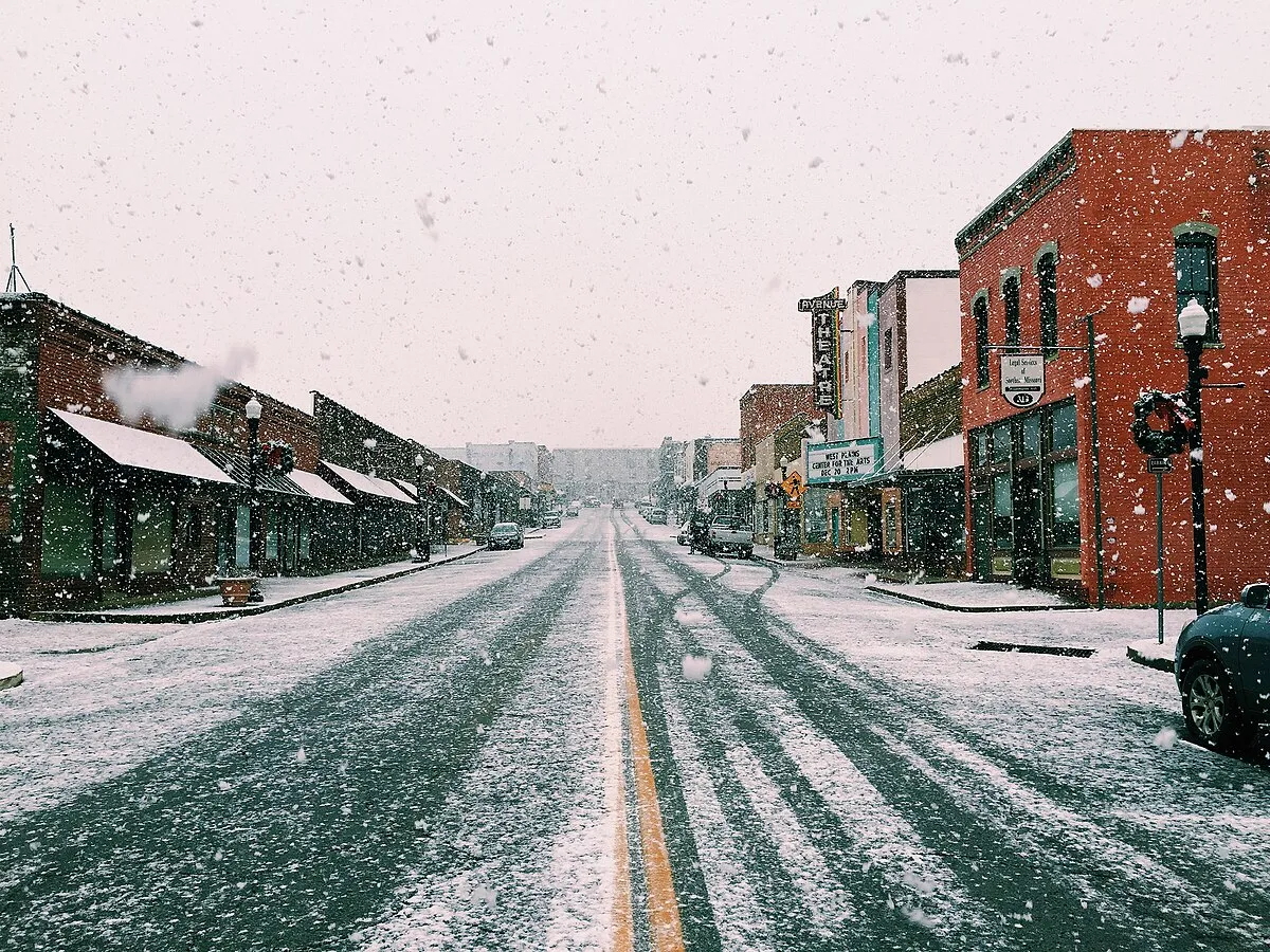 West_Plains_Washington_Avenue
