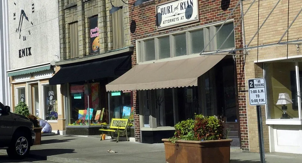 Murray Court Square Murray Court Square